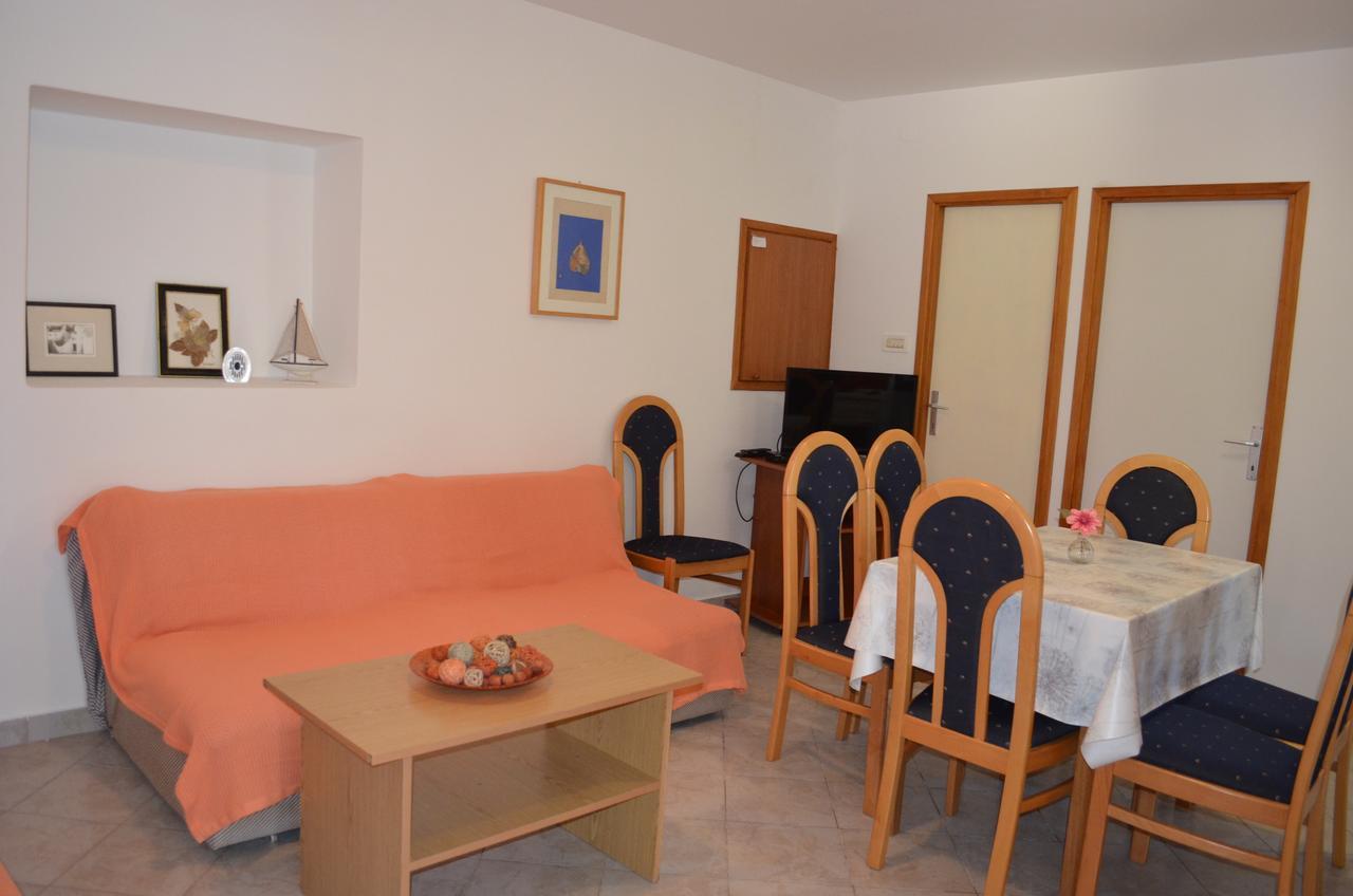 Apartments Petar Draga Bascanska Екстер'єр фото