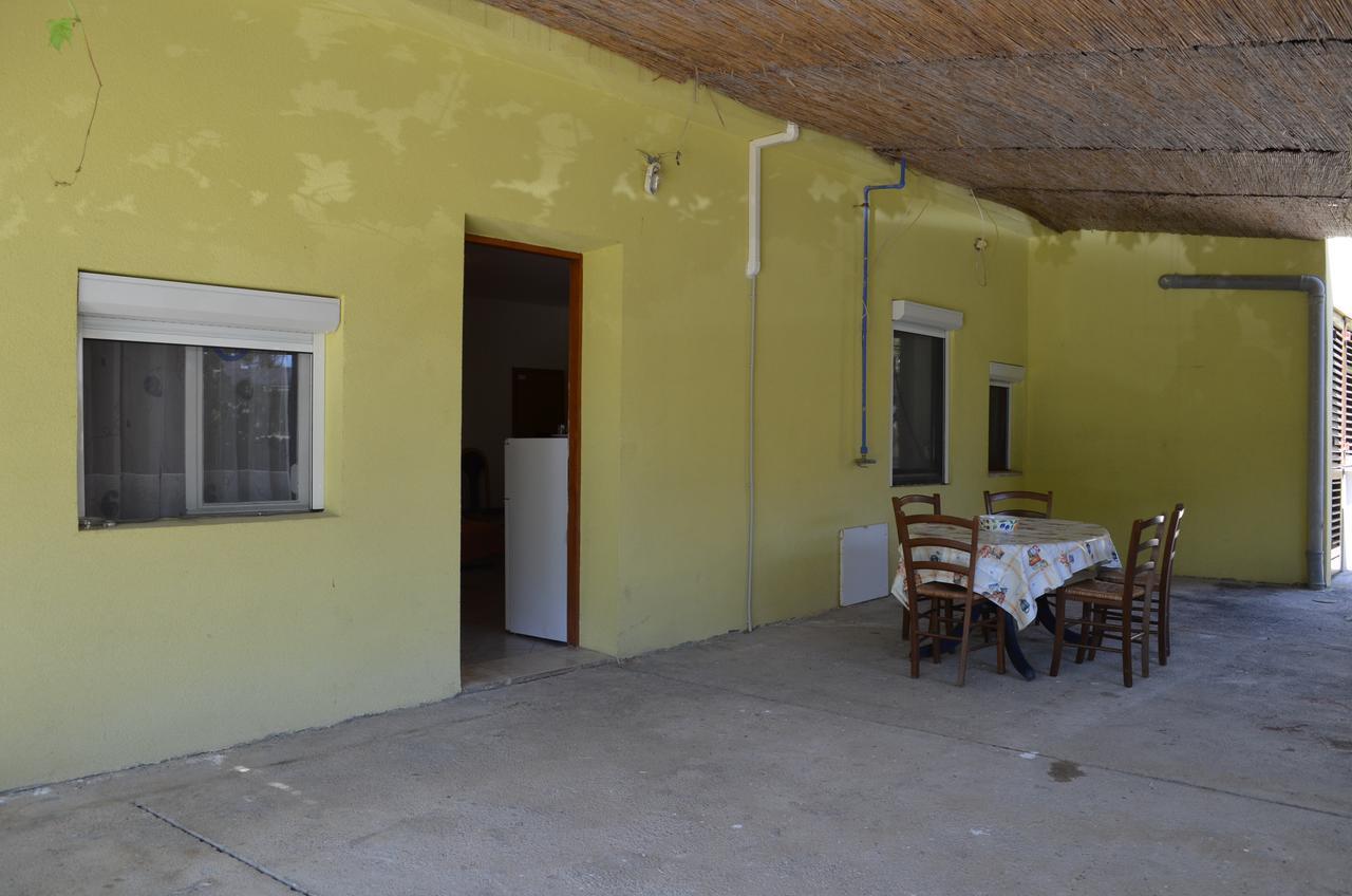 Apartments Petar Draga Bascanska Екстер'єр фото