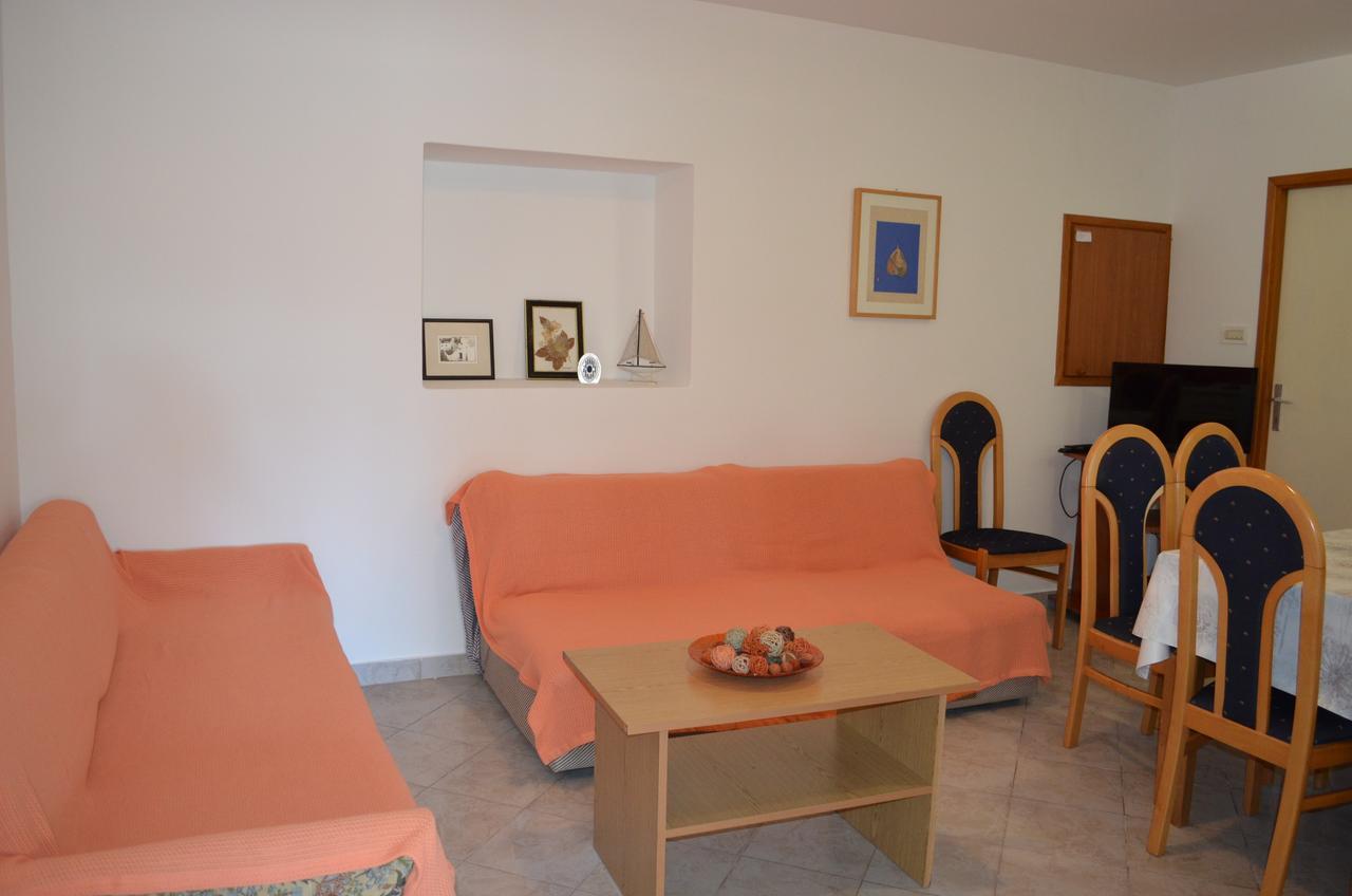 Apartments Petar Draga Bascanska Екстер'єр фото