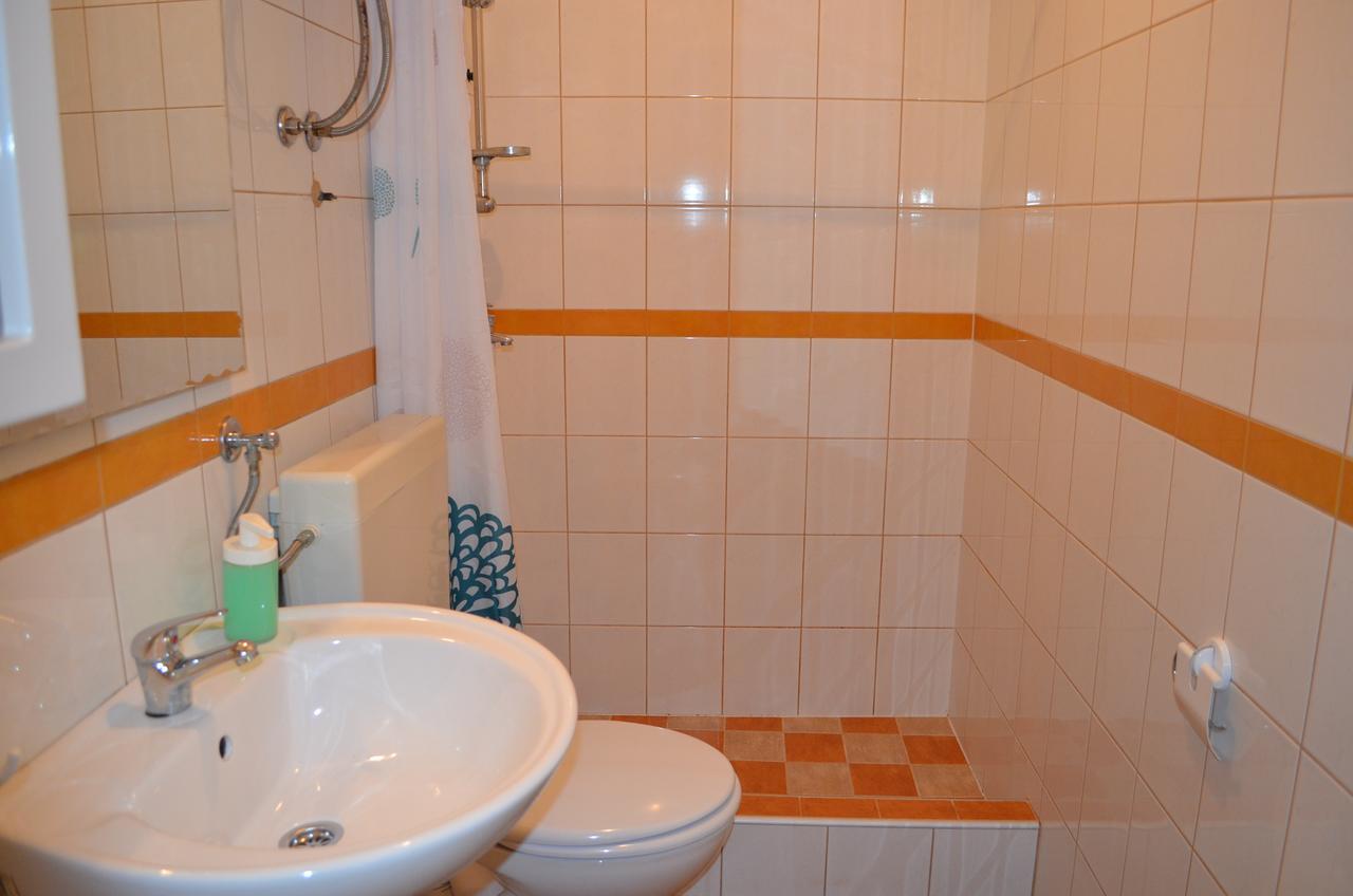 Apartments Petar Draga Bascanska Екстер'єр фото